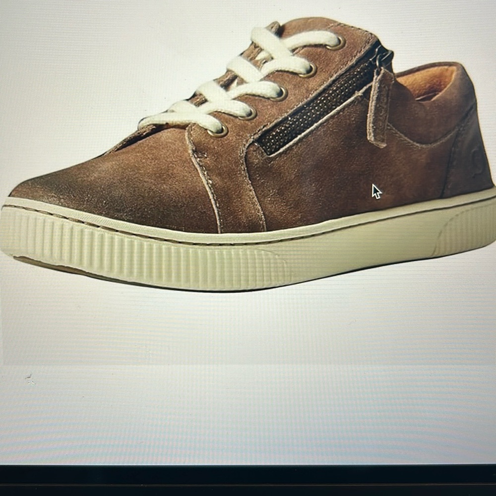 BORN Women’s Paloma Casual shoes. Size 8.5 M.